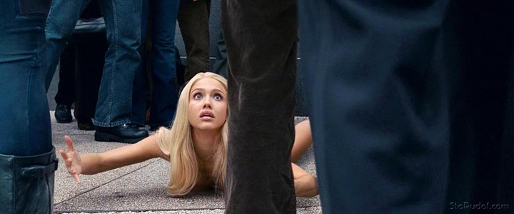 Раздетая Джессика Альба