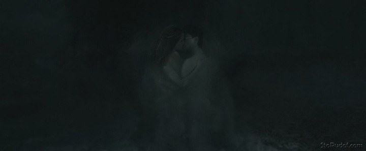 Голая Эмма Уотсон